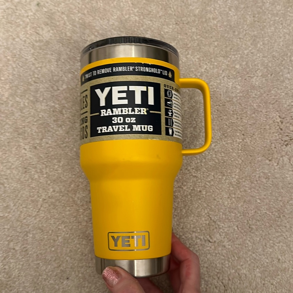 Brand new 30oz YETI Rambler.